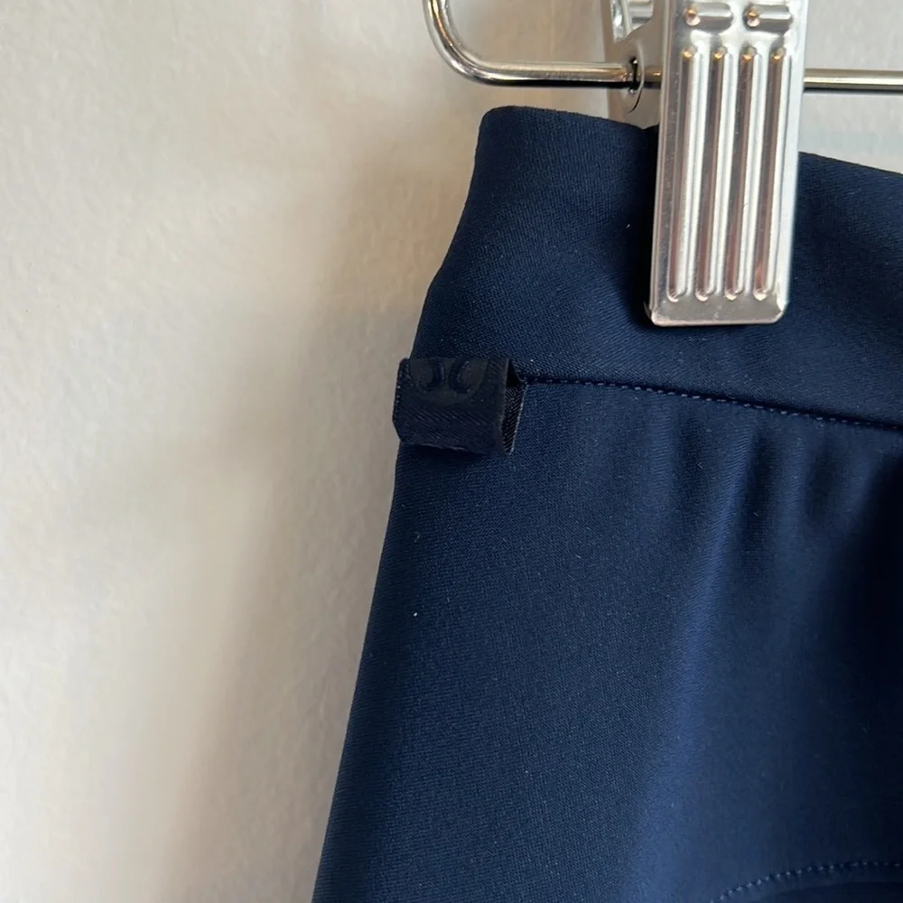 Lululemon On The Move Pant *Lightweight True Navy SZ 8